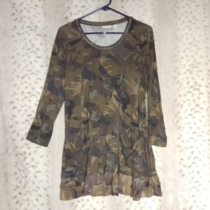 LOGO Lori Goldstein Tunic